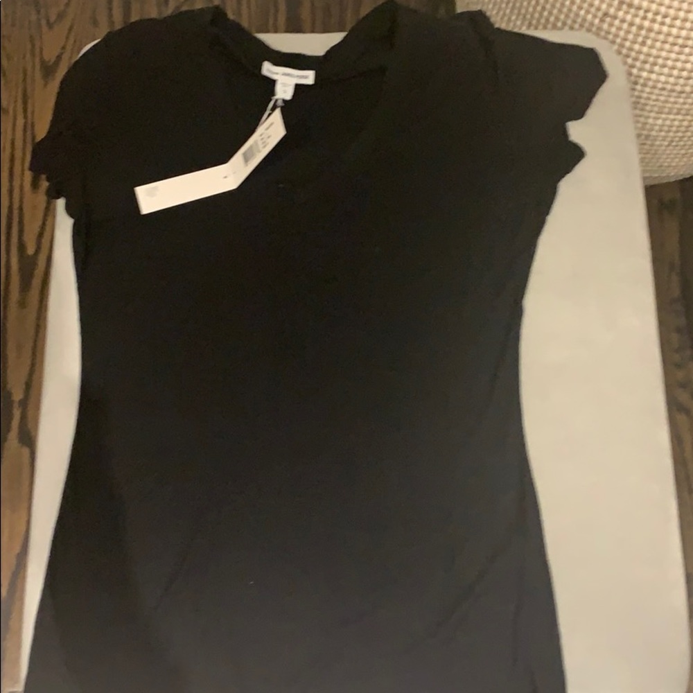James Peres v neck t-shirt